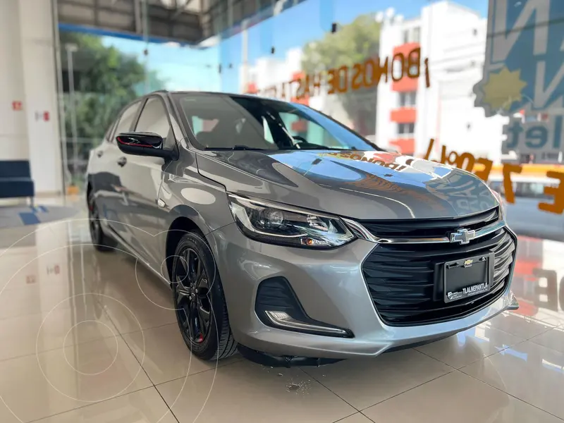 Foto Chevrolet Onix Premier Red Line Aut usado (2023) color Gris financiado en mensualidades(enganche $87,633 mensualidades desde $5,839)