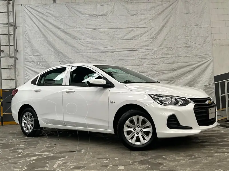 Foto Chevrolet Onix LS Aut usado (2022) color Blanco precio $199,900