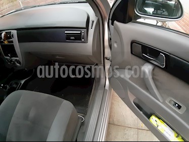 Chevrolet Optra 1.6 LS usado (2007) color Plata precio $2.400.000