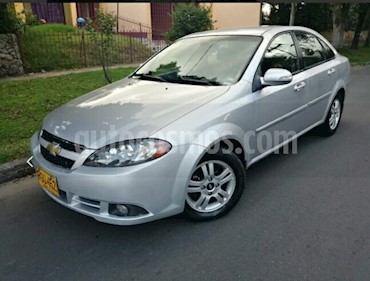 Foto venta Carro usado Chevrolet Optra Advance 1.6 Mec 4P (2011) color Plata precio $21.900.000