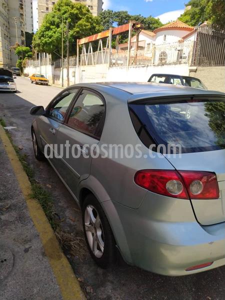 Chevrolet Optra hatchback usado (2008) color Verde precio u$s2.200