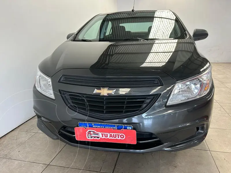 Foto Chevrolet Prisma Joy LS + usado (2018) color Gris Oscuro precio $15.500.000