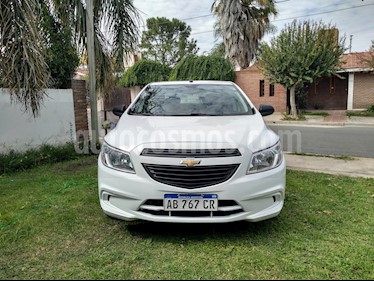 Chevrolet Prisma Joy LS usado (2017) color Blanco precio $640.000