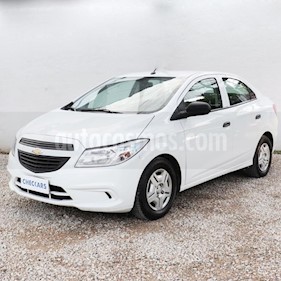 foto Chevrolet Prisma Joy LS + usado (2018) color Gris Claro precio $395.000