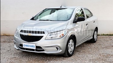 foto Chevrolet Prisma Joy LS + usado (2017) color Gris Claro precio $365.000