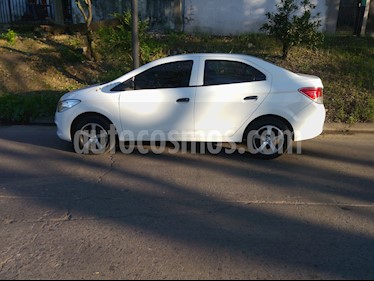 foto Chevrolet Prisma LT usado (2013) color Blanco Summit precio $240.000