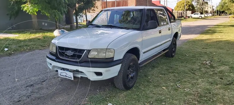 Foto Chevrolet S 10 DLX 2.5 TD 4x4 CS usado (1999) color Blanco precio $4.500.000