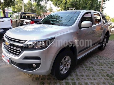foto Chevrolet S 10 Serie Limitada 100 Años 4x2 usado (2016) color Gris Claro precio $1.111.111