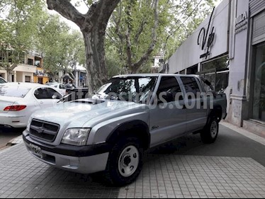 Foto venta Auto usado Chevrolet S 10 Serie Limitada 100 Anos 4x2 (2007) color Gris Claro precio $340.000