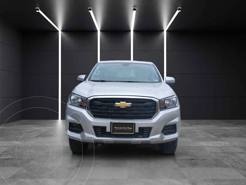 Foto Chevrolet S10 MAX Doble Cabina Turbo 4x4 Aut usado (2025) color Plata financiado en mensualidades(enganche $131,242 mensualidades desde $14,960)