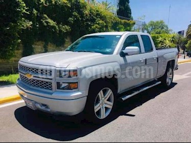 Foto Chevrolet Silverado 1500 2p Cab Regular V6/4.3 Man usado (2015) color Beige precio $256,000