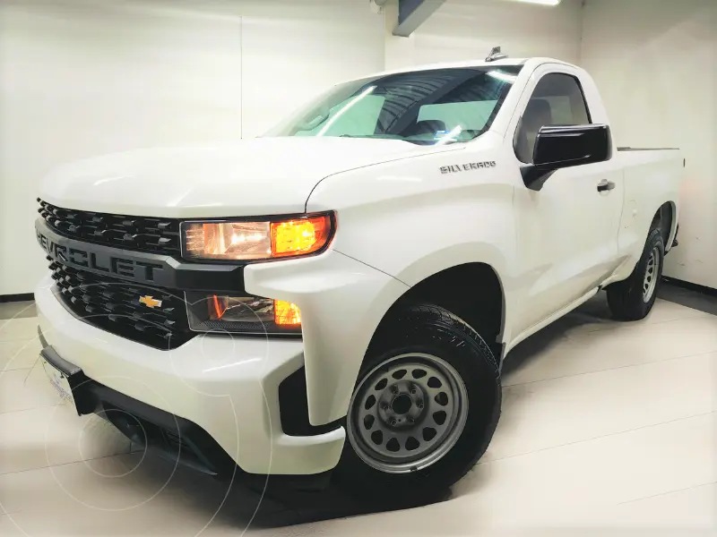 Foto Chevrolet Silverado 1500 Cab Reg Paq A usado (2021) color Blanco financiado en mensualidades(enganche $138,600 mensualidades desde $13,673)