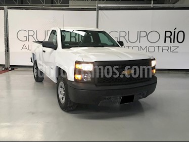 Chevrolet Silverado 1500 Cab Reg Paq A usado (2015) color Blanco precio $259,000