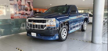 Chevrolet Silverado 1500 Cab Reg Paq F usado (2018) color Azul precio $400,000