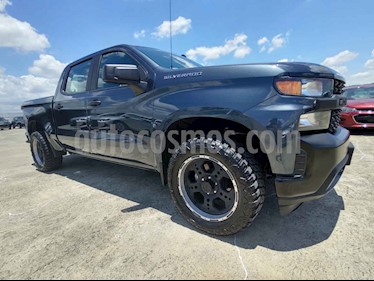 Chevrolet Silverado 1500 Cab Reg WT Aa nuevo color Gris precio $730,500