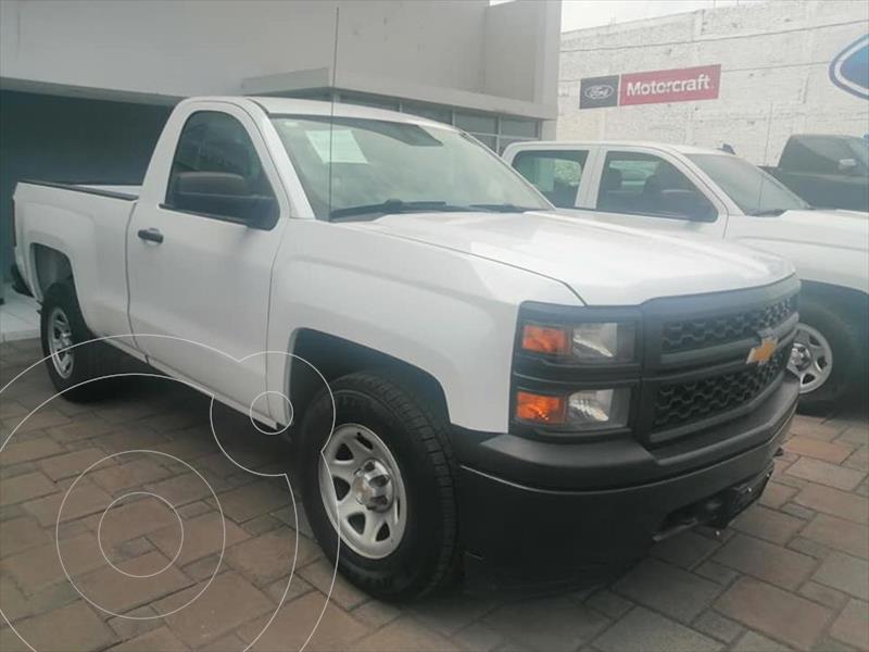 Chevrolet Silverado 1500 Cab Reg WT Aa Aut usado (2015) color Blanco precio $245,000