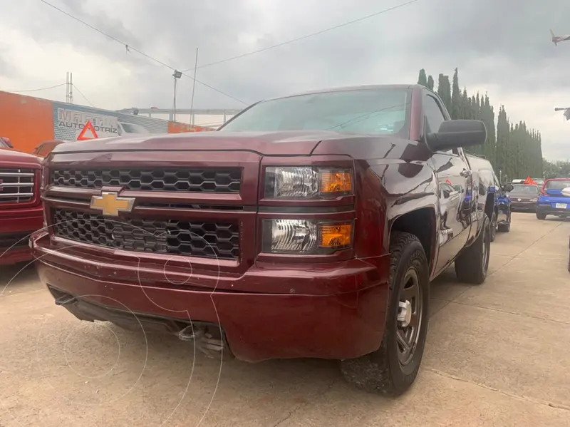 Foto Chevrolet Silverado 1500 LS Cab Reg  A/A usado (2015) color Rojo precio $265,000