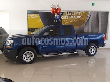 Foto venta Auto usado Chevrolet Silverado 2500 4p LS Doble Cabina V8/5.3 Aut 4X2 (2018) color Azul precio $492,900