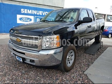 Foto venta Auto usado Chevrolet Silverado 2500 4x2 Cab Ext LS (2013) color Negro precio $250,000