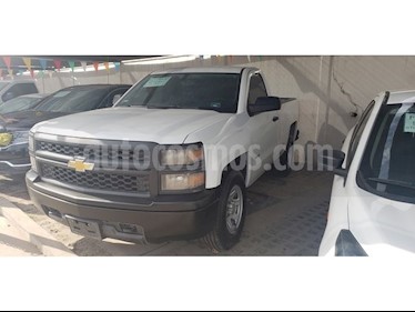 Foto venta Auto usado Chevrolet Silverado 2500 4x4 Cab Reg Paq B (2014) color Blanco precio $218,000