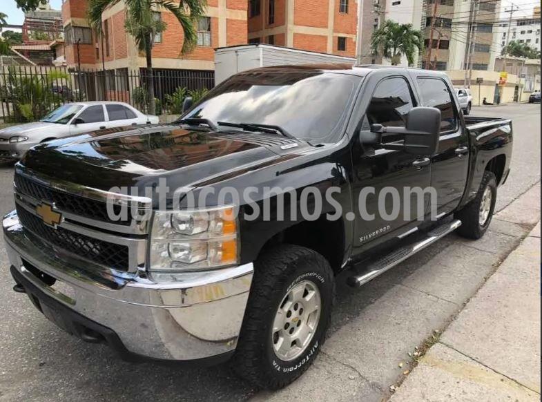 Chevrolet Silverado 2500 4x4 Doble Cabina LS usado (2012) color Negro precio $400,000
