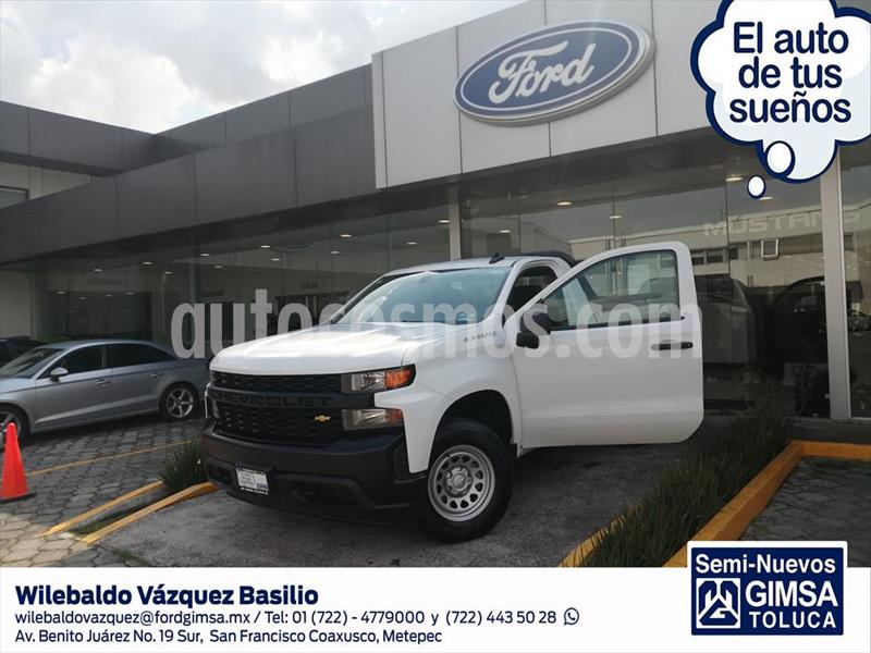 Chevrolet Silverado 2500 Cabina Regular 4X2 usado (2019) color Blanco precio $504,000