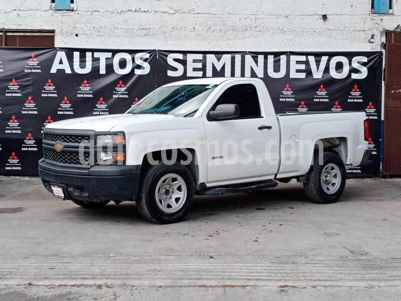 Chevrolet Silverado 2500 4x2 Cab Reg Paq A usado (2015) color Blanco precio $230,000