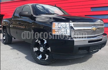 Foto Chevrolet Silverado 4x2 T-A AA usado (2011) color Negro precio u$s6.000
