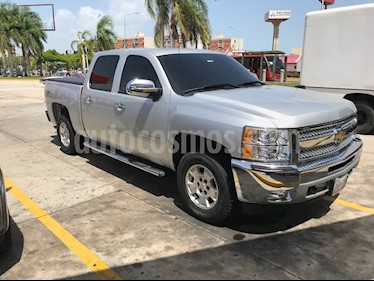 Chevrolet Silverado LT 5.3L Doble Cabina 4x4 usado (2012) color Plata precio u$s22.000