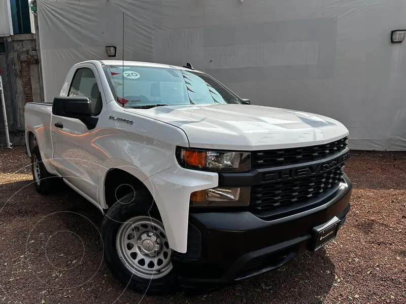 Foto Chevrolet Silverado Cabina Regular 4X2 usado (2020) color Blanco precio $430,000