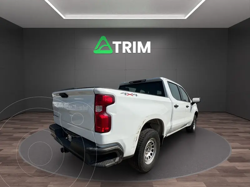 Foto Chevrolet Silverado Doble Cabina 4X4 usado (2020) color Blanco precio $396,800