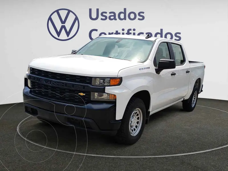 Foto Chevrolet Silverado Doble Cabina 4X2 usado (2020) color Blanco precio $505,900