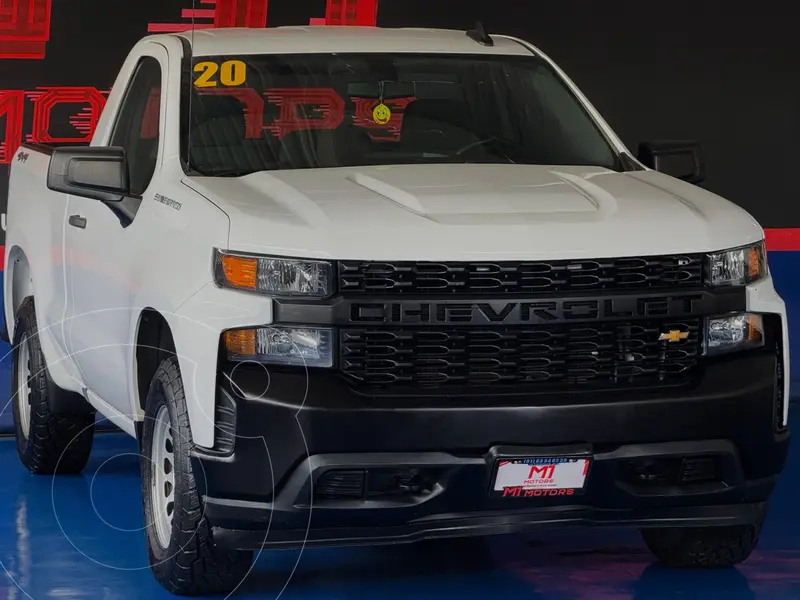 Foto Chevrolet Silverado Cabina Regular 4X4 usado (2020) color Blanco financiado en mensualidades(enganche $89,000)