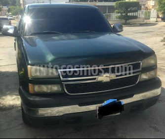 Chevrolet Silverado Auto. 4x2 usado (2007) color Verde precio BoF5.000