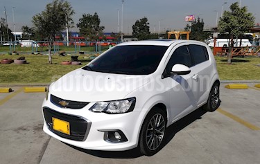 Foto venta Carro usado Chevrolet Sonic Hatchback 1.6 LT RS (2017) color Blanco precio $42.000.000