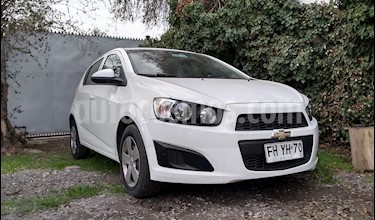foto Chevrolet Sonic Hatchback 1.6 usado (2013) color Blanco precio $4.500.000