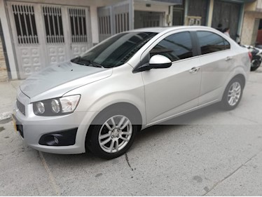 Chevrolet Sonic 1.6 LT Aut usado (2015) color Gris Urbano precio $30.500.000
