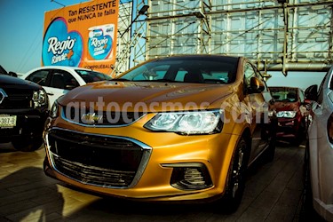 Foto venta Auto usado Chevrolet Sonic LT (2017) color Oro precio $150,000