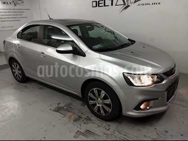 foto Chevrolet Sonic LTZ Aut usado (2017) color Plata Brillante precio $190,000