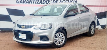 Foto Chevrolet Sonic LS usado (2017) color Plata Brillante precio $175,000