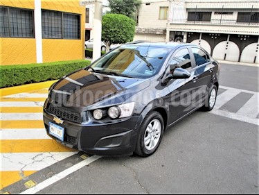 foto Chevrolet Sonic LT Aut usado (2016) color Azul Naval precio $129,900
