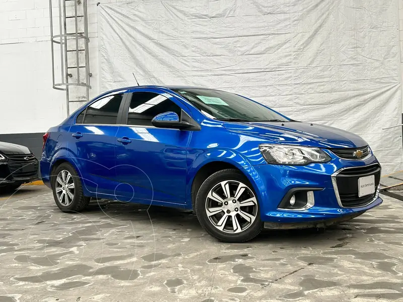 Foto Chevrolet Sonic LT usado (2017) color Azul precio $168,900