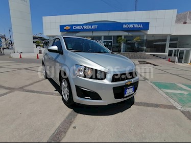 foto Chevrolet Sonic Paq E usado (2016) color Plata precio $155,000