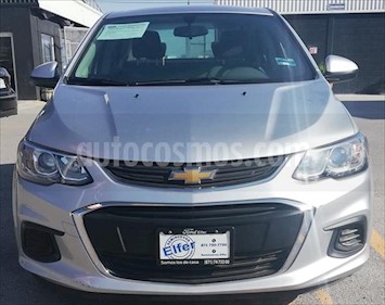 Chevrolet Sonic LS usado (2017) color Plata precio $165,000