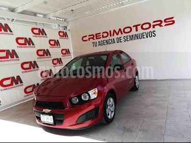 Chevrolet Sonic LS usado (2015) color Vino Tinto precio $110,000