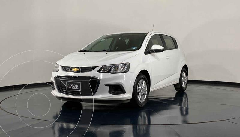 Foto Chevrolet Sonic LT usado (2017) color Blanco precio $209,999