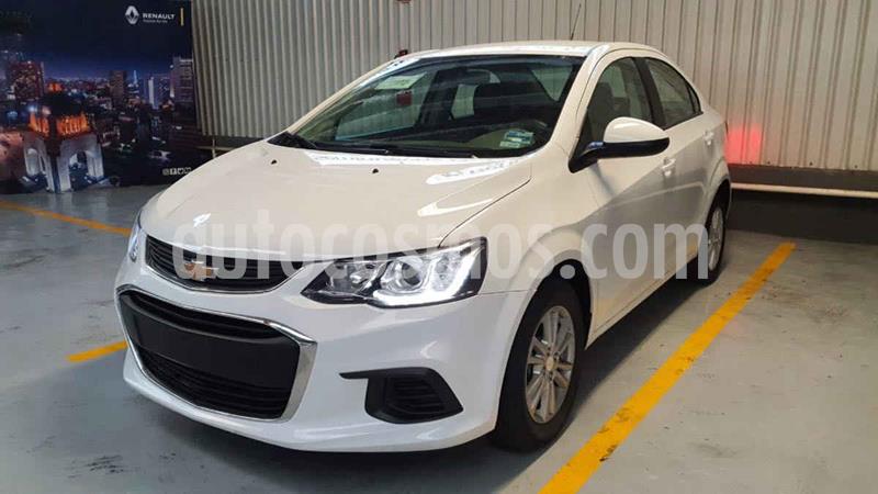 Foto Chevrolet Sonic LT HB usado (2017) color Blanco precio $169,000