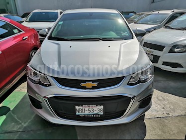 Chevrolet Sonic Paq D usado (2017) color Plata precio $175,000