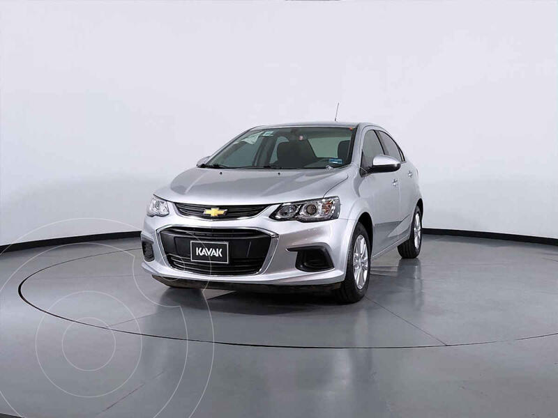 Foto Chevrolet Sonic LT Aut usado (2017) color Plata precio $204,999