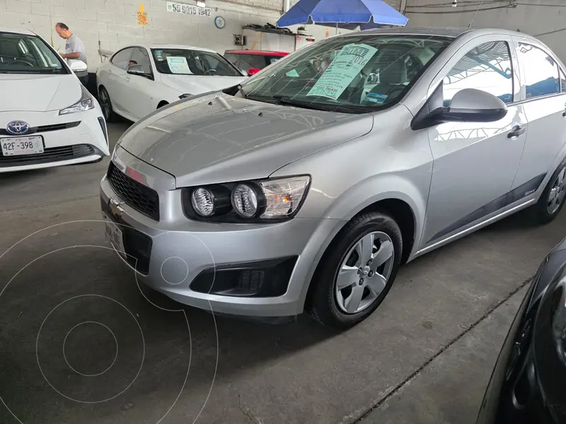 Foto Chevrolet Sonic LS usado (2016) color plateado precio $122,900